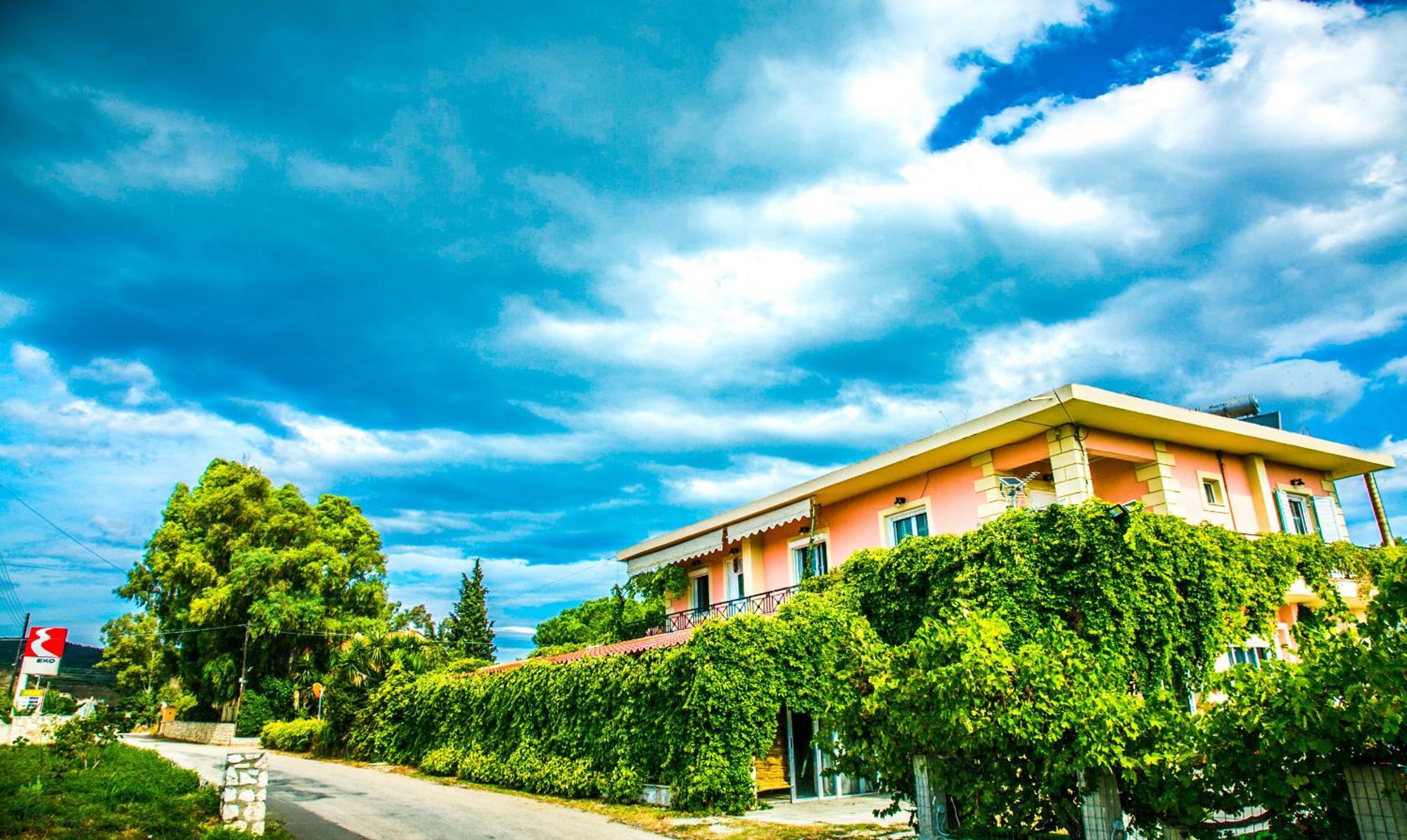 Babi'S Villa - Garden Apartment Lixouri Exterior photo